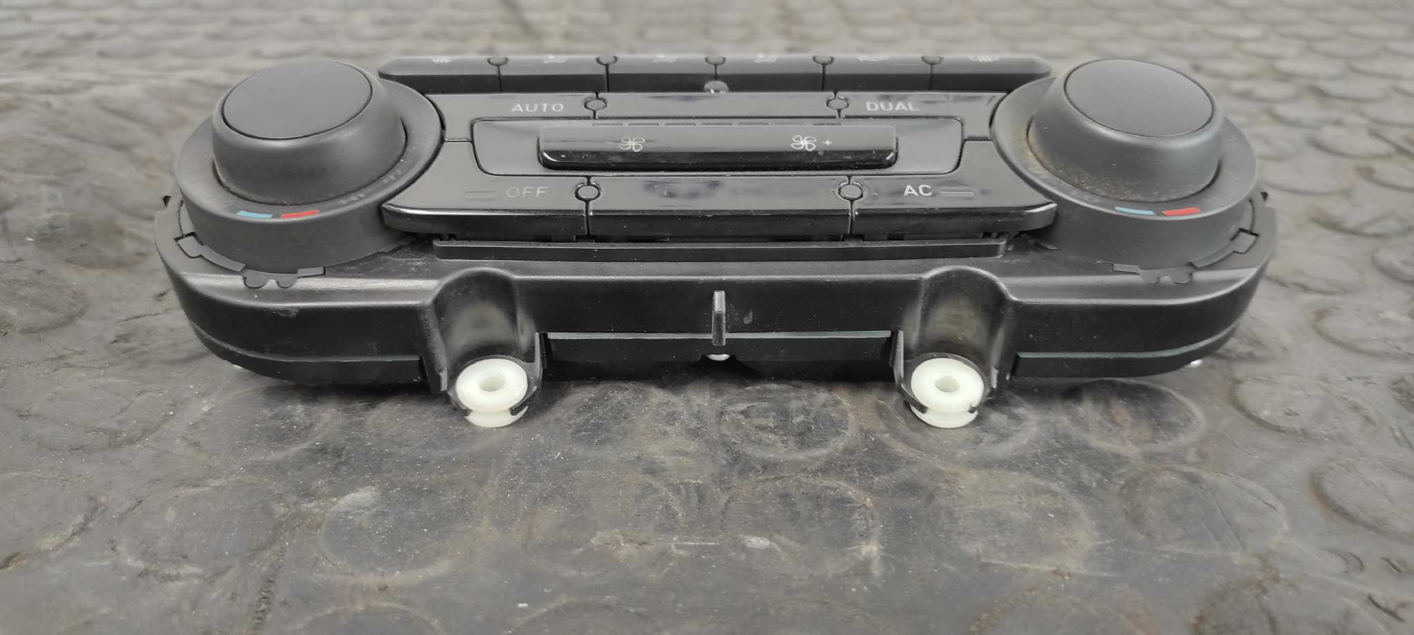 MANDO CLIMATIZADOR SEAT LEON (1P1) - vista 3