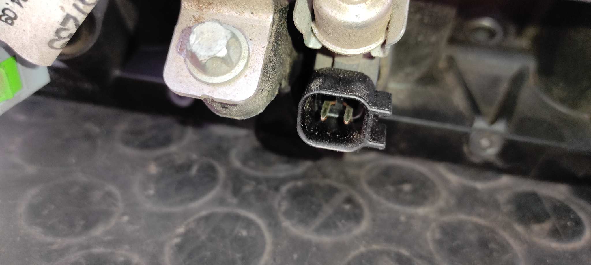 COLECTOR ADMISION CHEVROLET CRUZE - vista 3