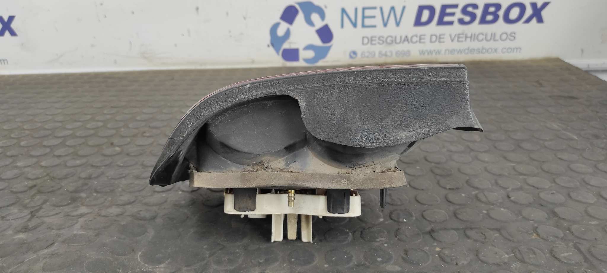 PILOTO TRASERO DERECHO RENAULT 21 BERLINA (B/L48) - vista 7