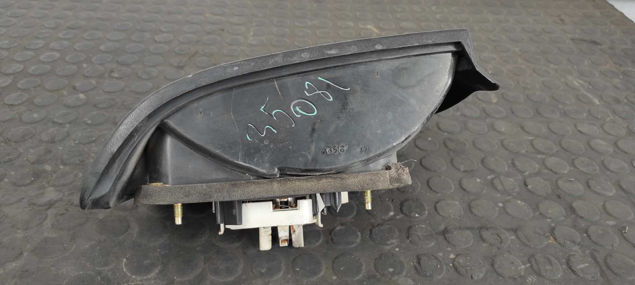 PILOTO TRASERO IZQUIERDO RENAULT 21 BERLINA (B/L48) - vista 8