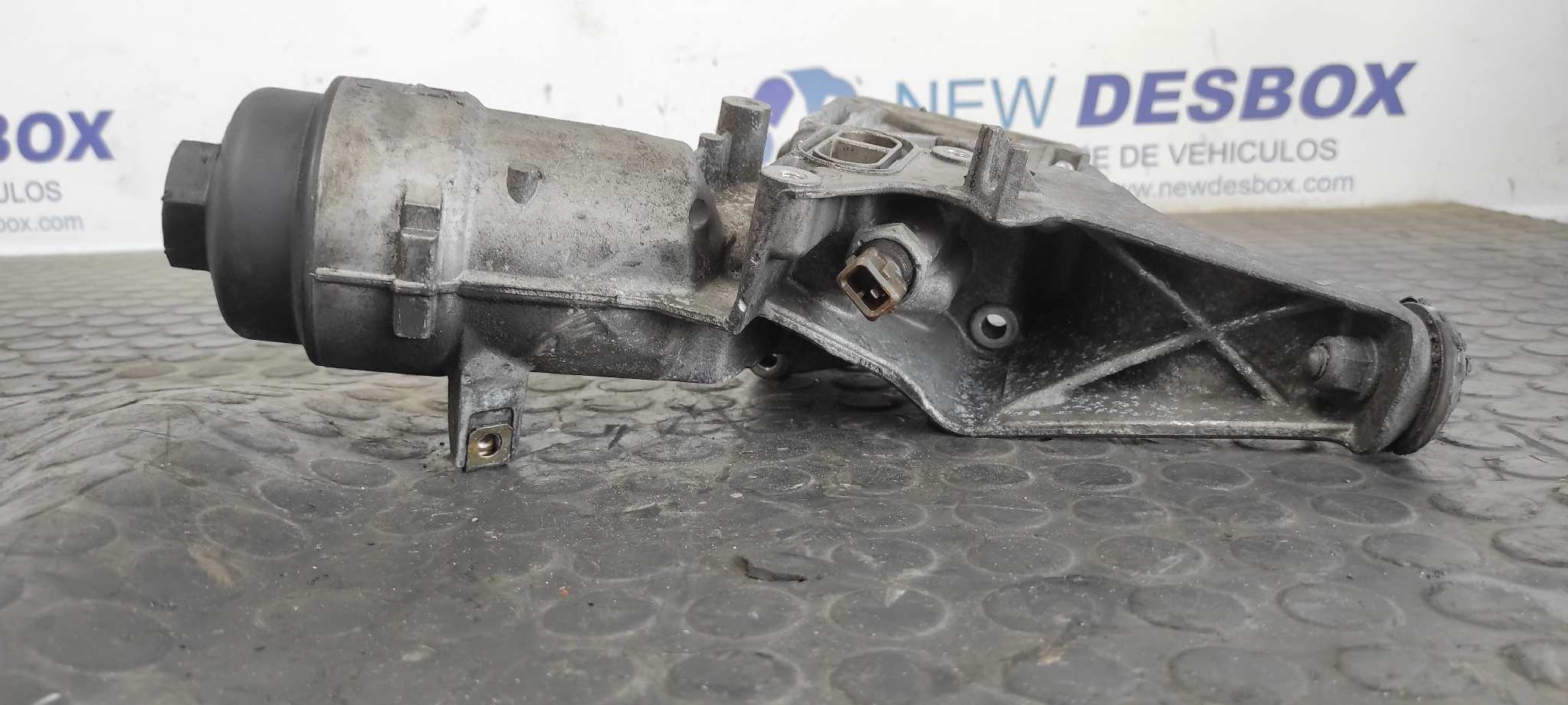 SOPORTE FILTRO ACEITE BMW SERIE 3 BERLINA (E46) - vista 6