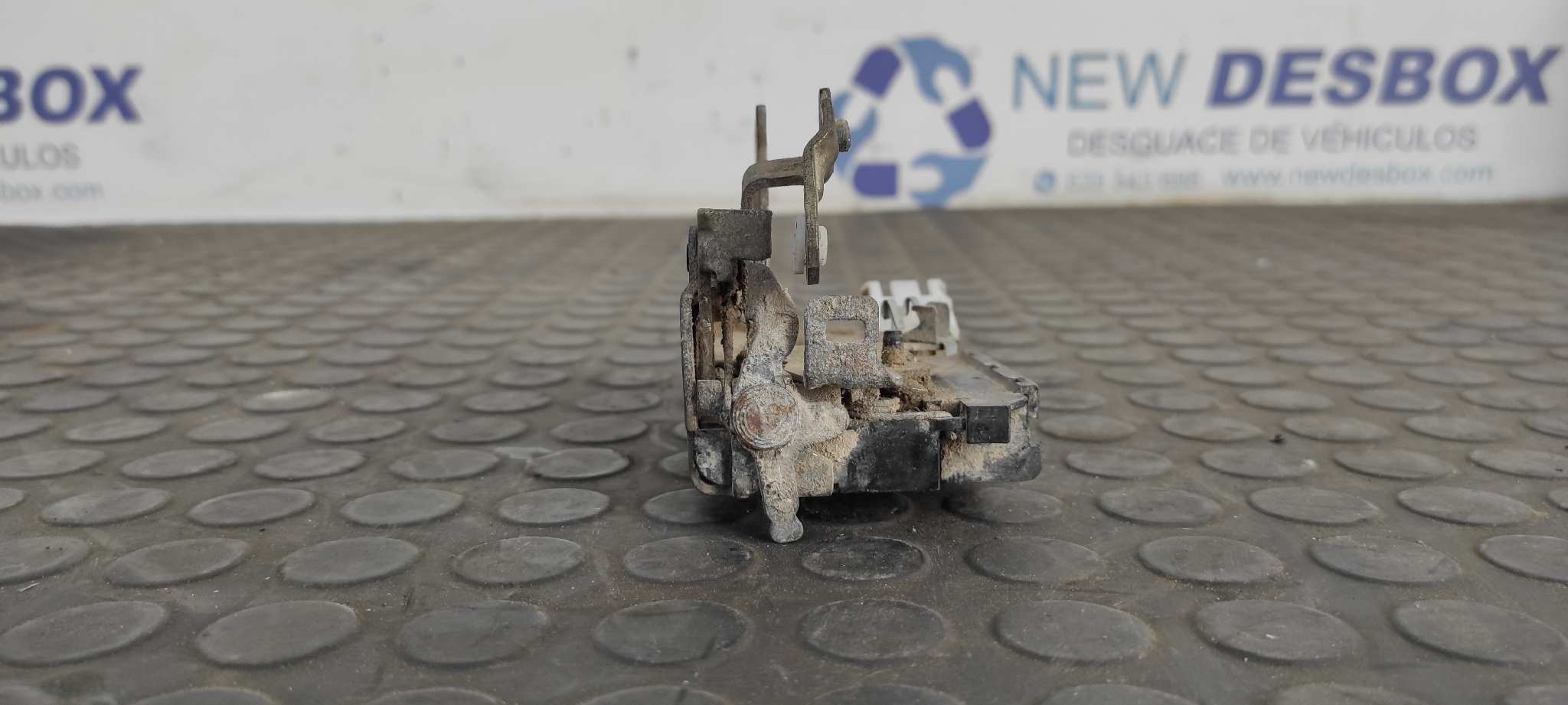 CERRADURA PUERTA TRASERA DERECHA RENAULT 21 BERLINA (B/L48) - vista 6