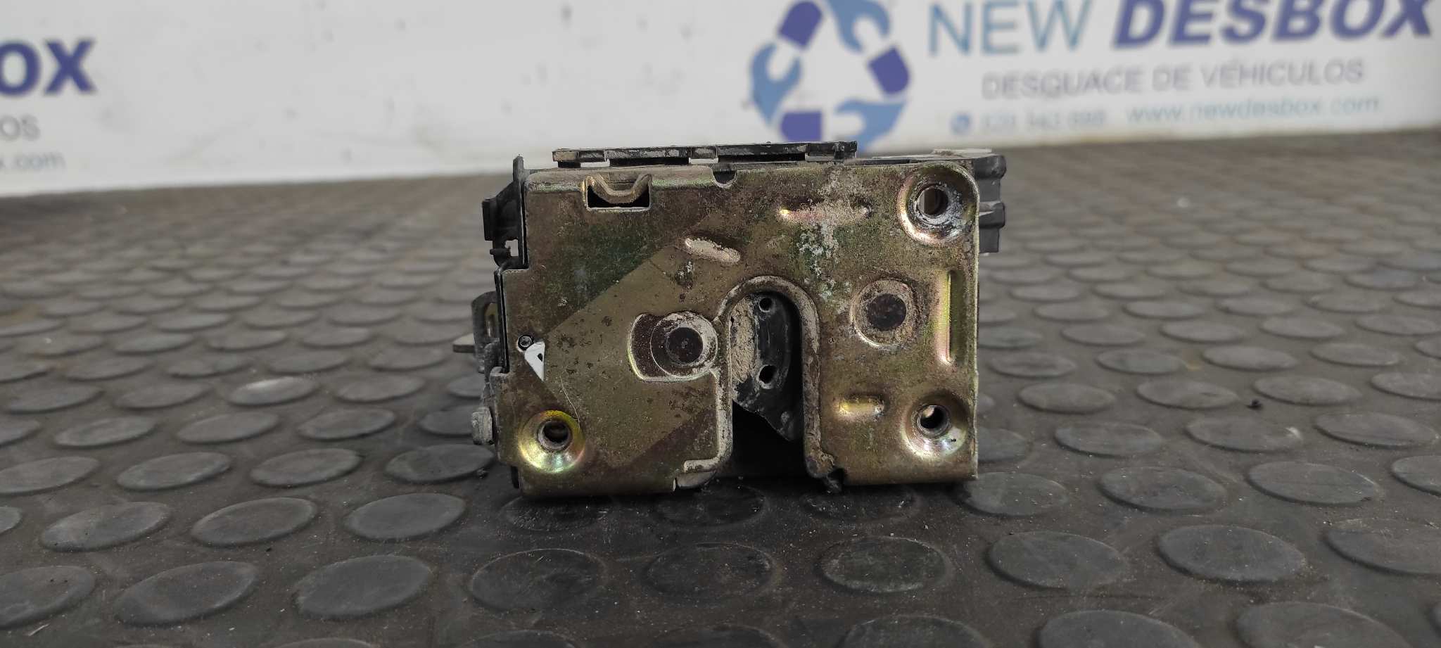 CERRADURA PUERTA TRASERA DERECHA RENAULT 21 BERLINA (B/L48) - vista 3