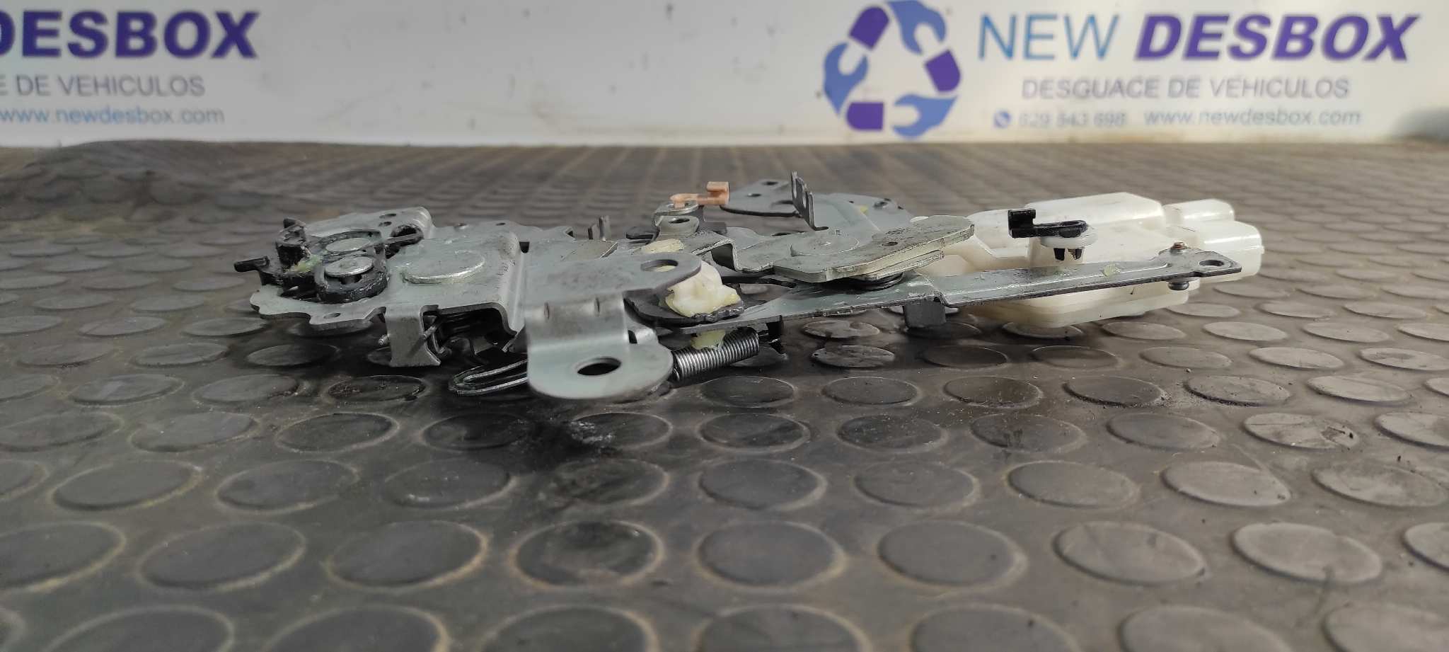 CERRADURA PUERTA TRASERA IZQUIERDA MAZDA 5 BERL. (CR) - vista 6