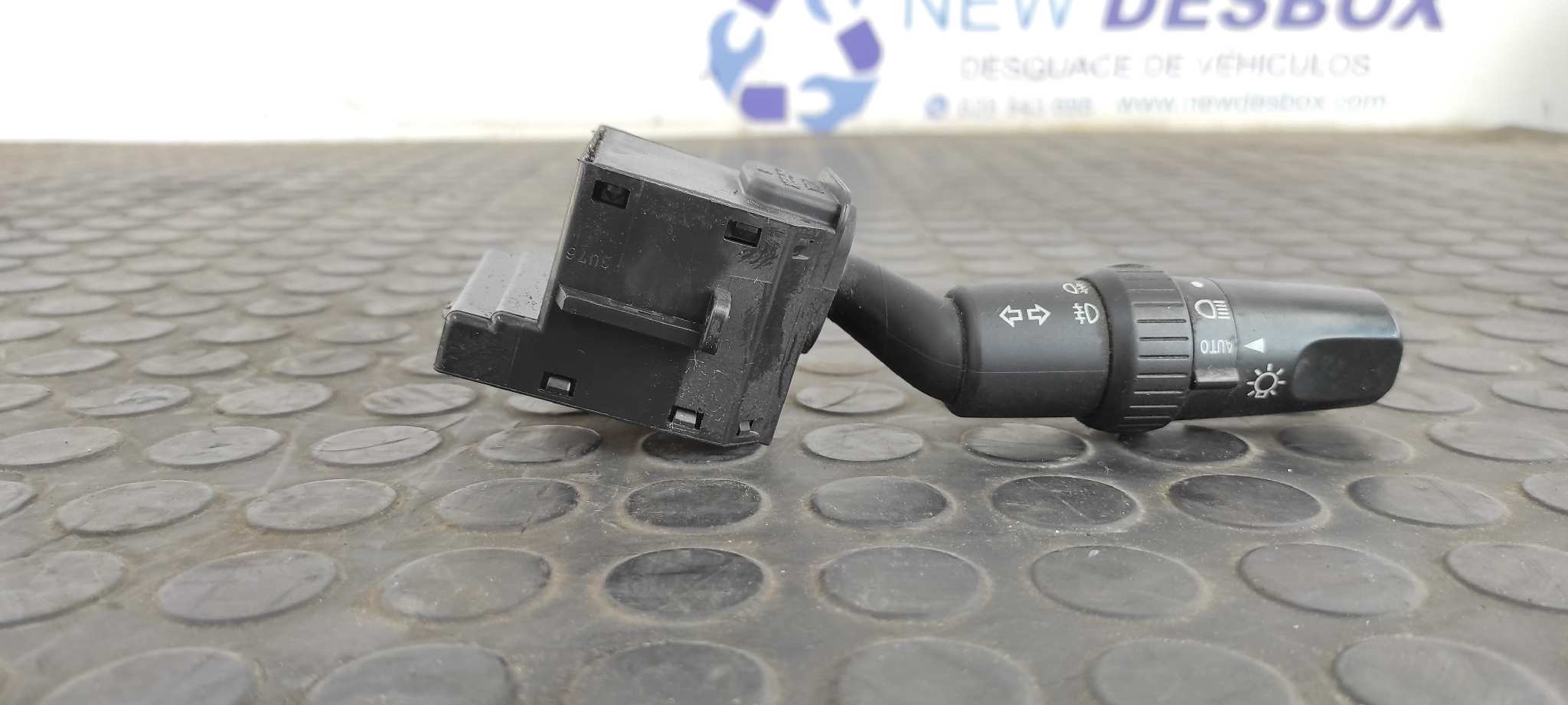 MANDO INTERMITENTES MAZDA 5 BERL. (CR) - vista 2