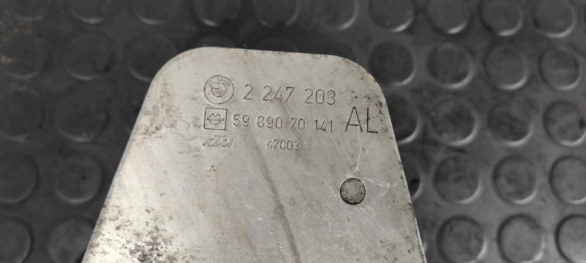 ENFRIADOR ACEITE MOTOR BMW SERIE 3 BERLINA (E46) - vista 3