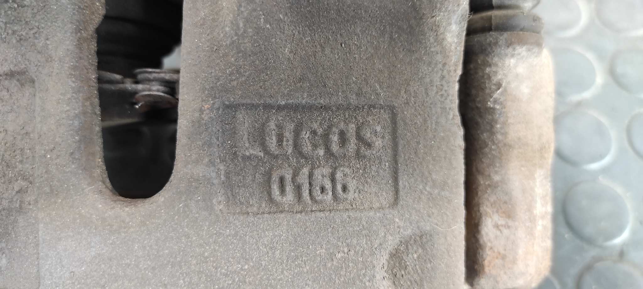 PINZA DE FRENO DELANTERA IZQUIERDA NISSAN VANETTE CARGO (HC23) - vista 6