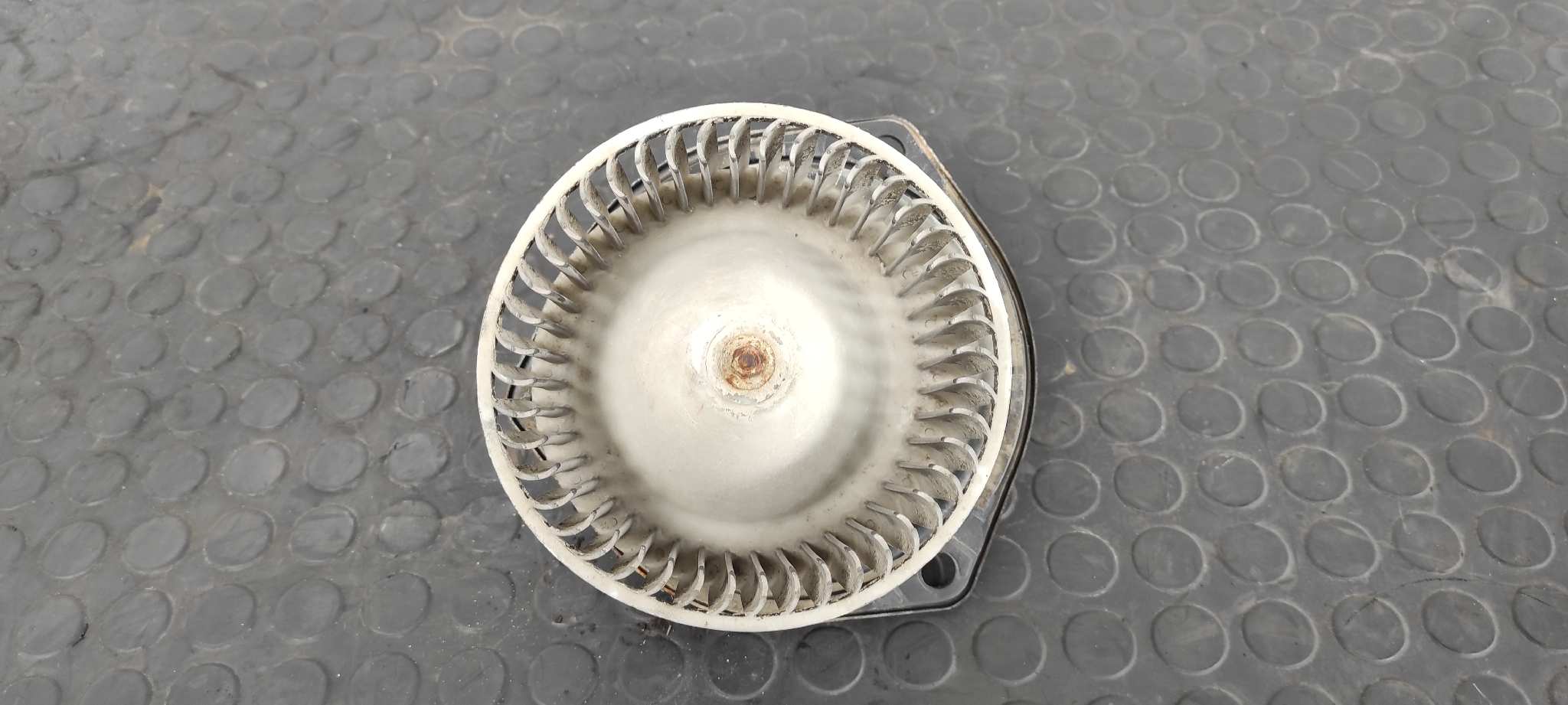 MOTOR CALEFACCION MITSUBISHI PAJERO - vista 2