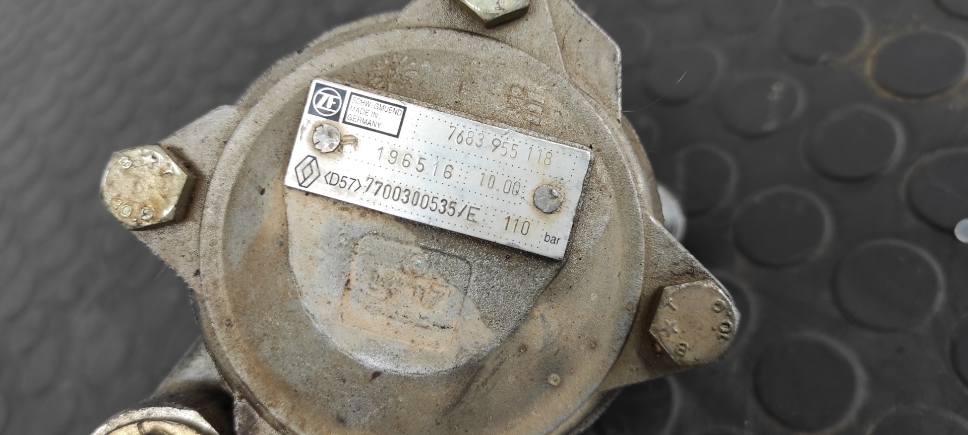 BOMBA DIRECCION RENAULT MASTER BUS - vista 3