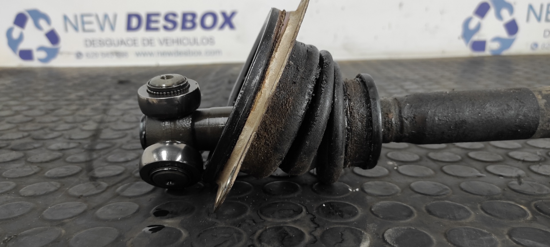 TRANSMISION DELANTERA IZQUIERDA RENAULT MASTER BUS - vista 2