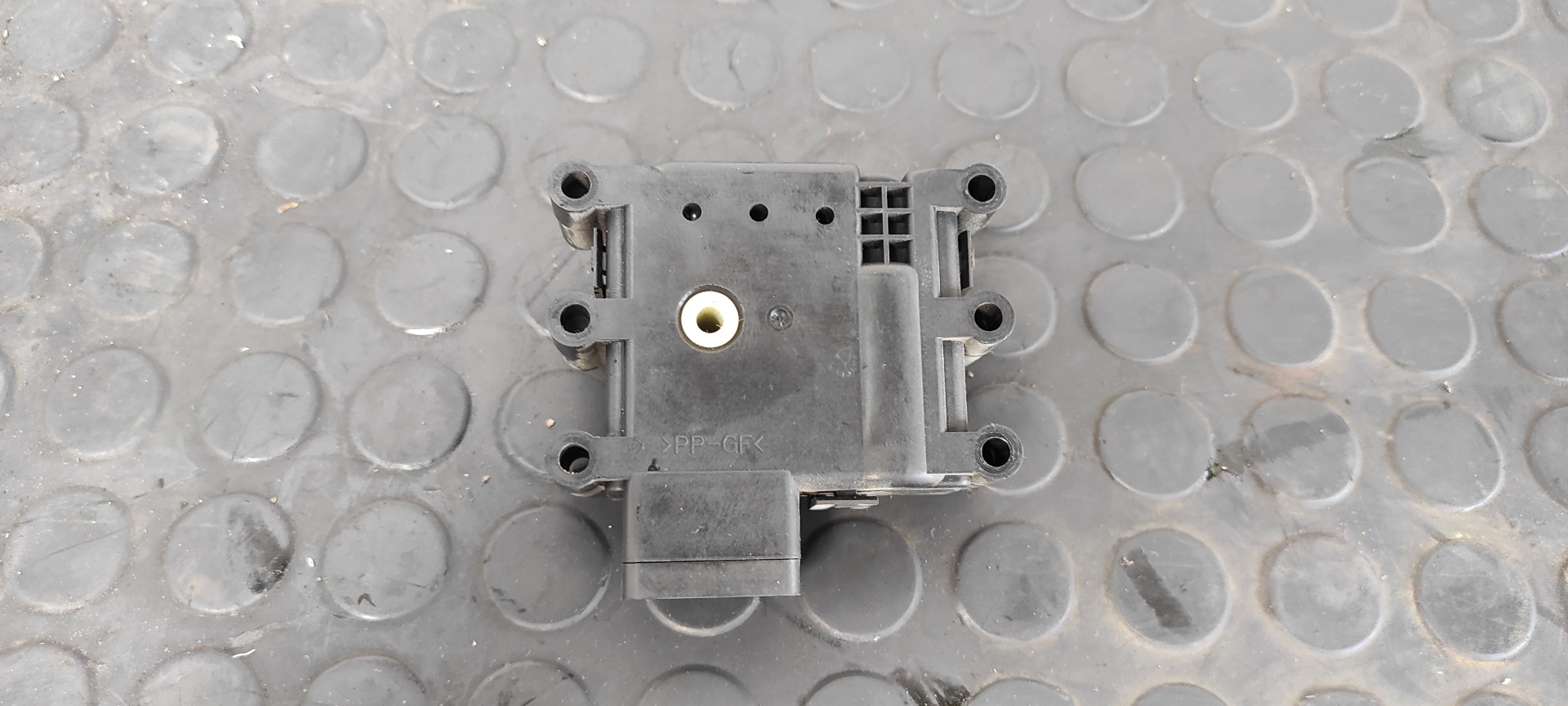 MOTOR APERTURA TRAMPILLAS CLIMATIZADOR MAZDA 5 BERL. (CR) - vista 3