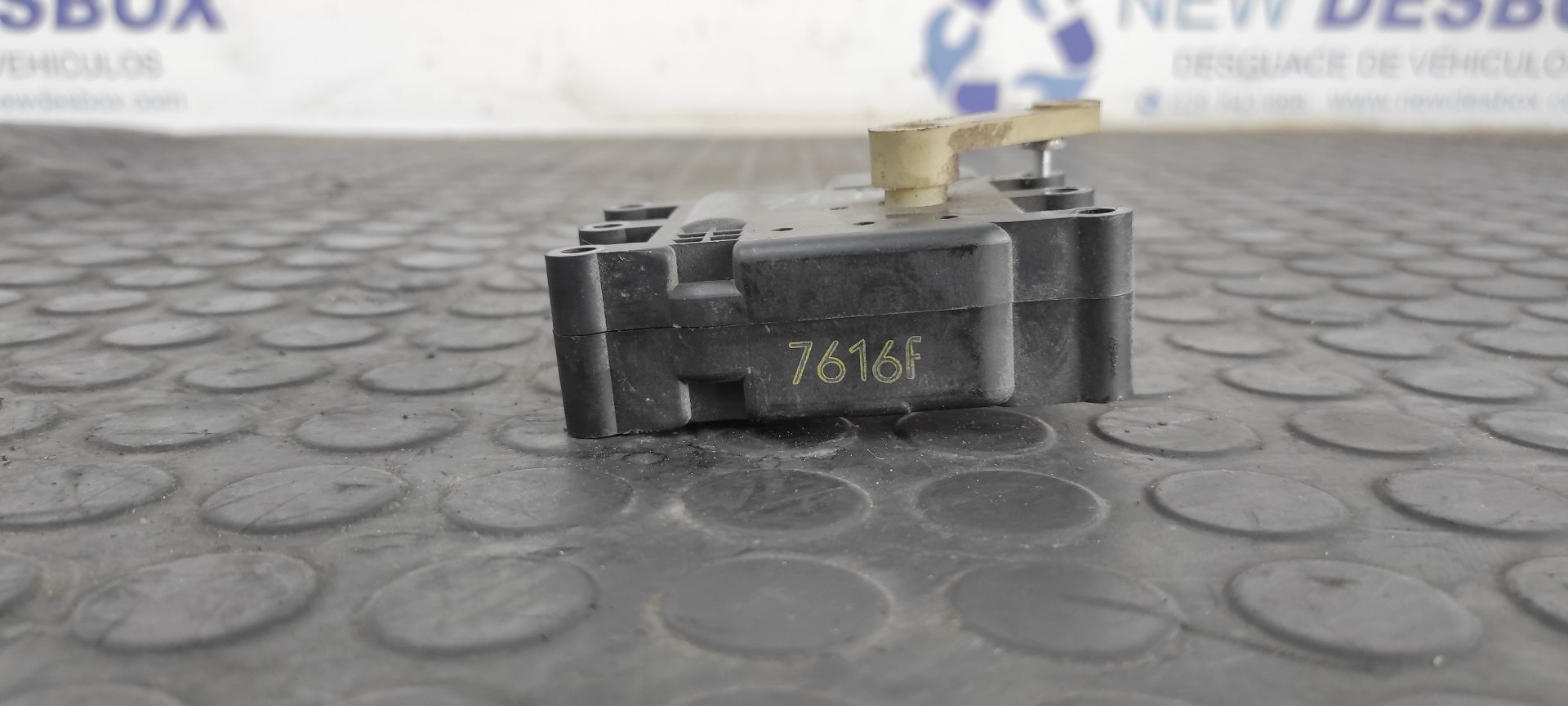 MOTOR APERTURA TRAMPILLAS CLIMATIZADOR MAZDA 5 BERL. (CR) - vista 2