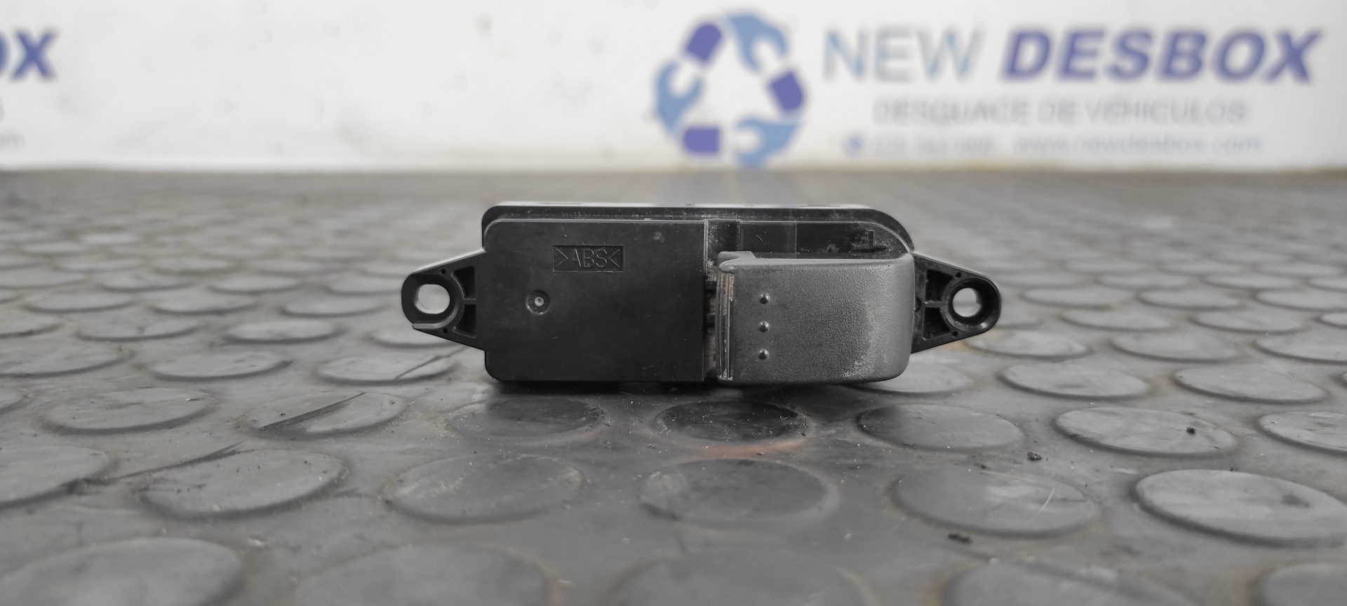 MANDO ELEVALUNAS DELANTERO DERECHO MAZDA 5 BERL. (CR)