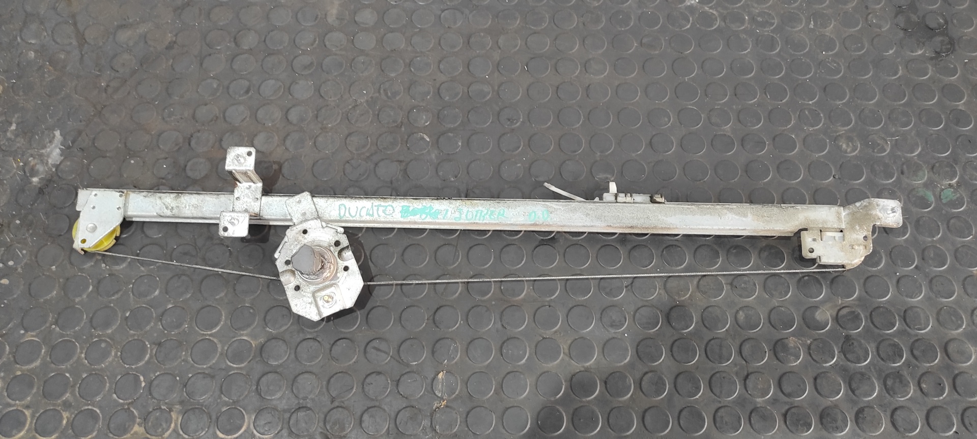 ELEVALUNAS DELANTERO DERECHO CITROEN JUMPER CAJA ABIERTA (2)