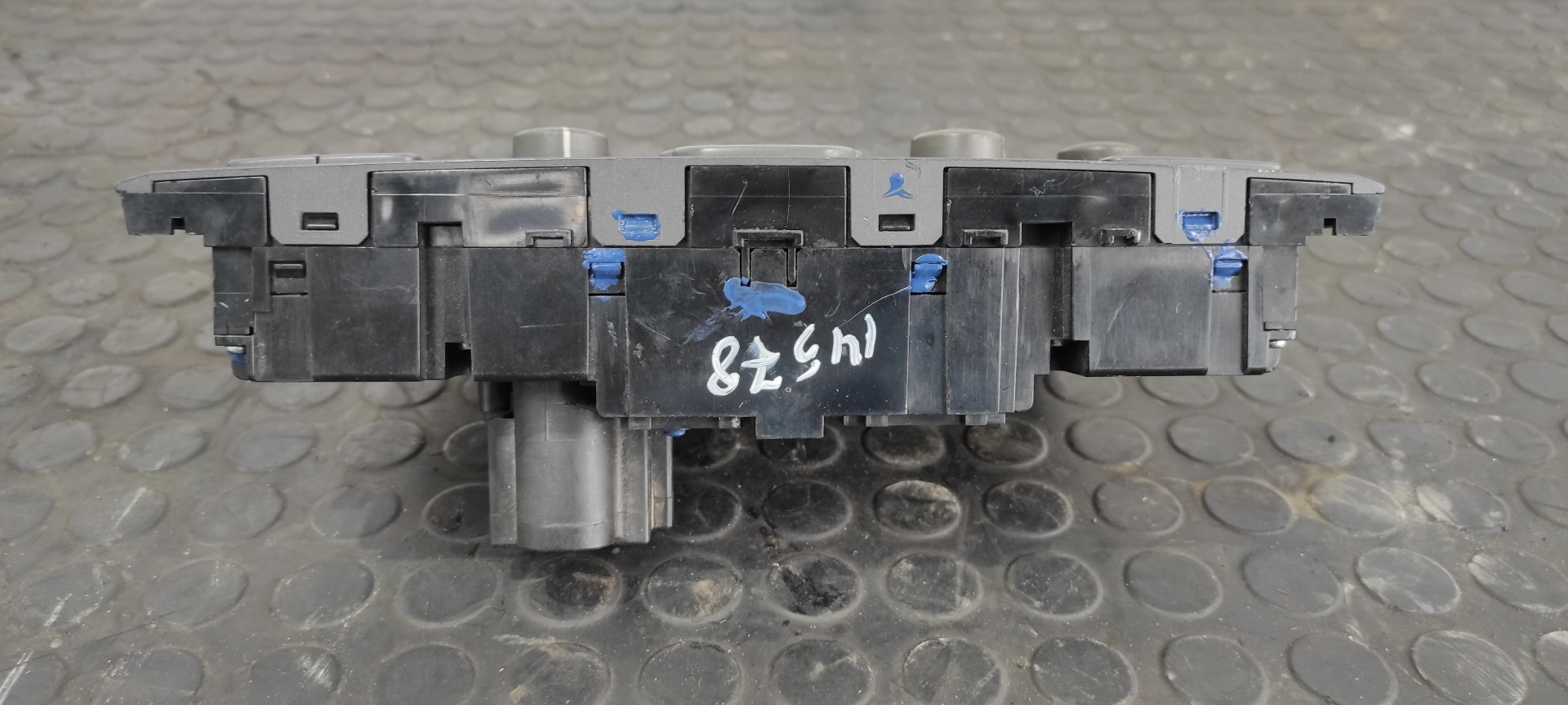 MANDO CLIMATIZADOR VOLVO S60 BERLINA - vista 2