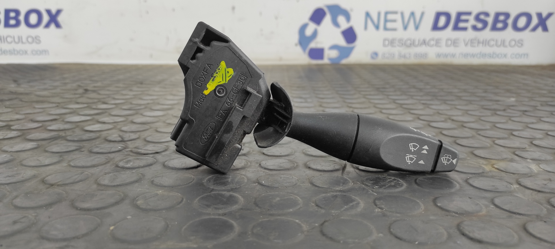 MANDO LIMPIA FORD FOCUS BERLINA (CAK)