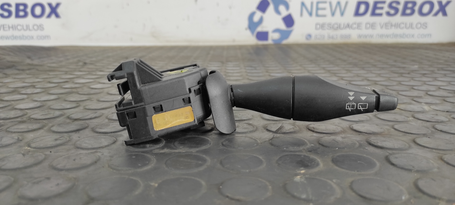 MANDO LIMPIA FORD FOCUS BERLINA (CAK) - vista 5