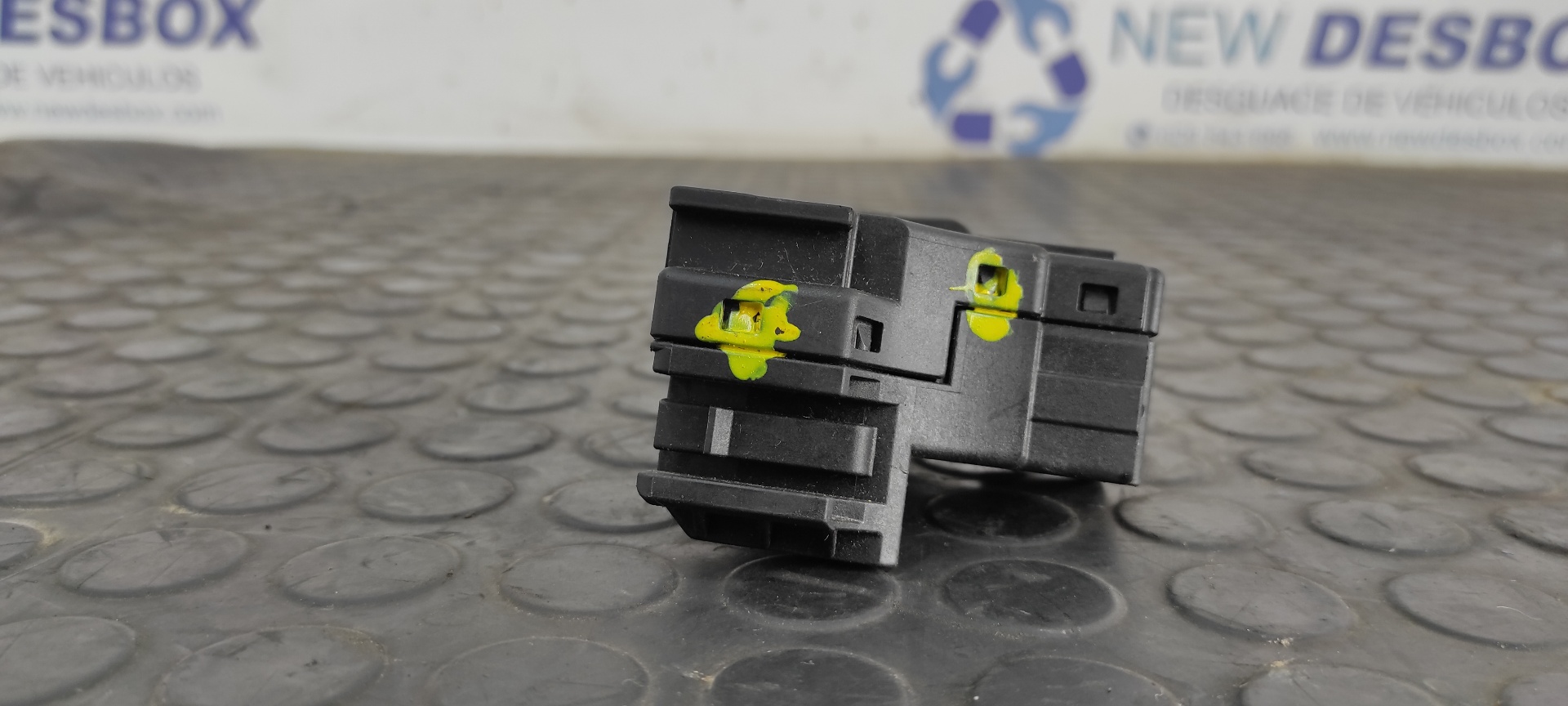 MANDO LIMPIA FORD FOCUS BERLINA (CAK) - vista 4