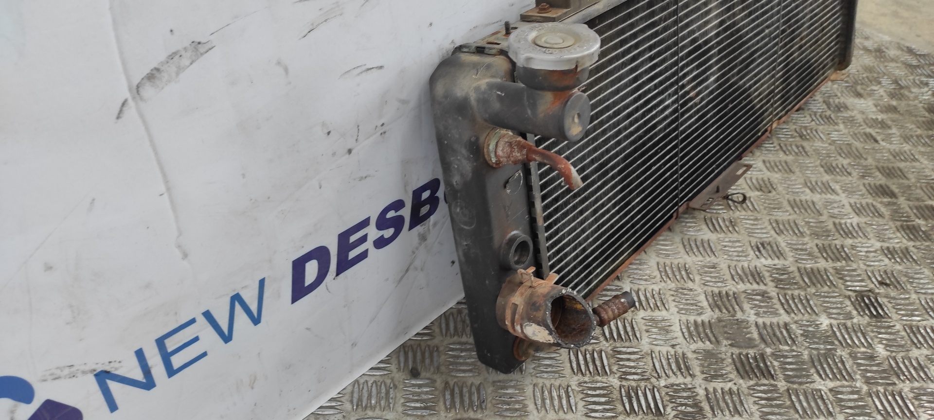 RADIADOR AGUA CHRYSLER JEEP CHEROKEE (J) - vista 4