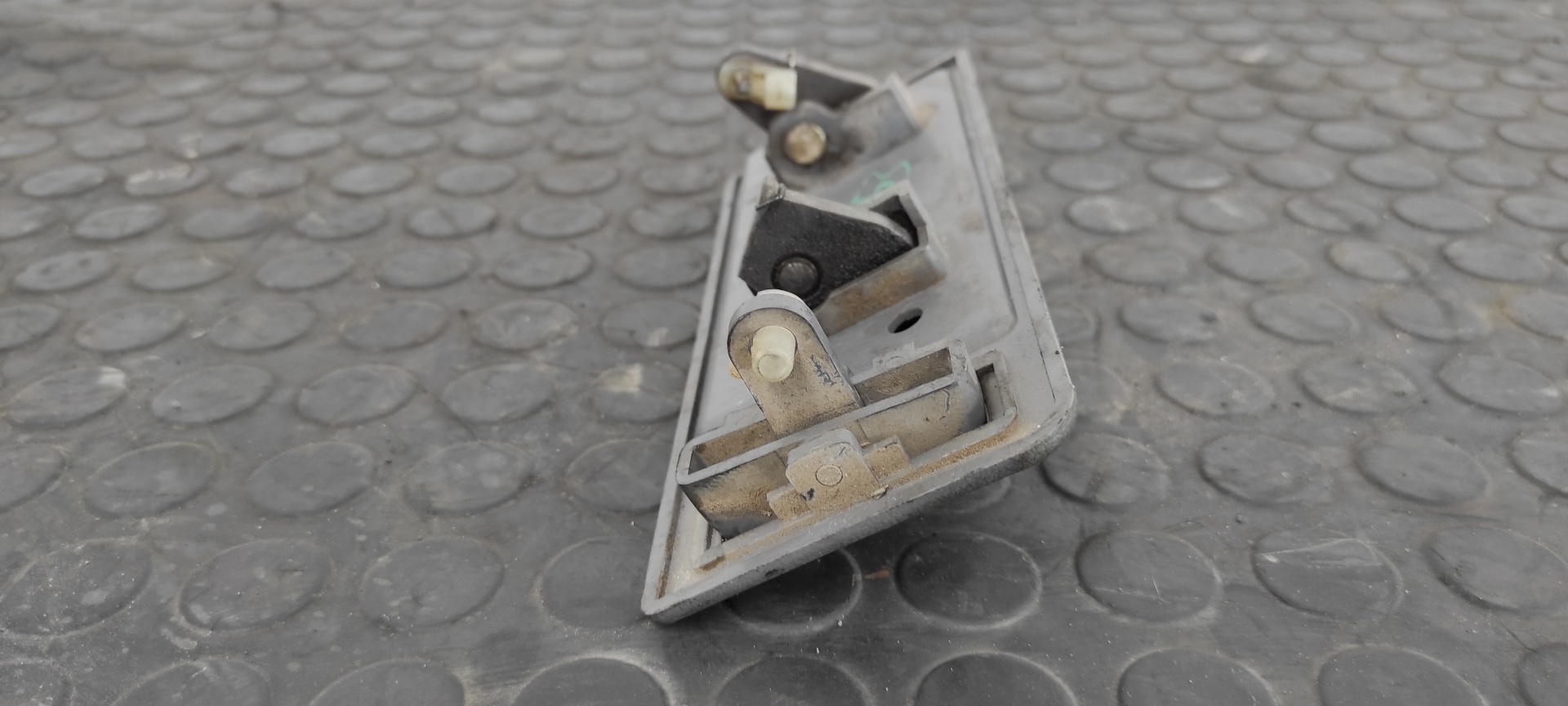 MANETA INTERIOR DELANTERA IZQUIERDA NISSAN SERENA (C23M) - vista 2