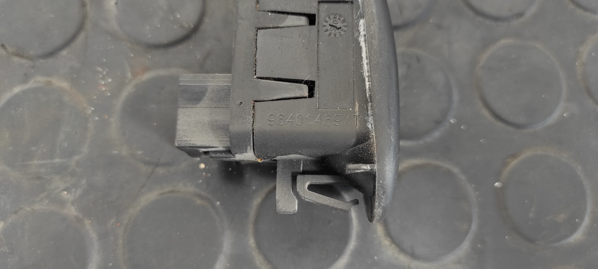 MANDO ELEVALUNAS DELANTERO DERECHO CITROEN C2 - vista 5