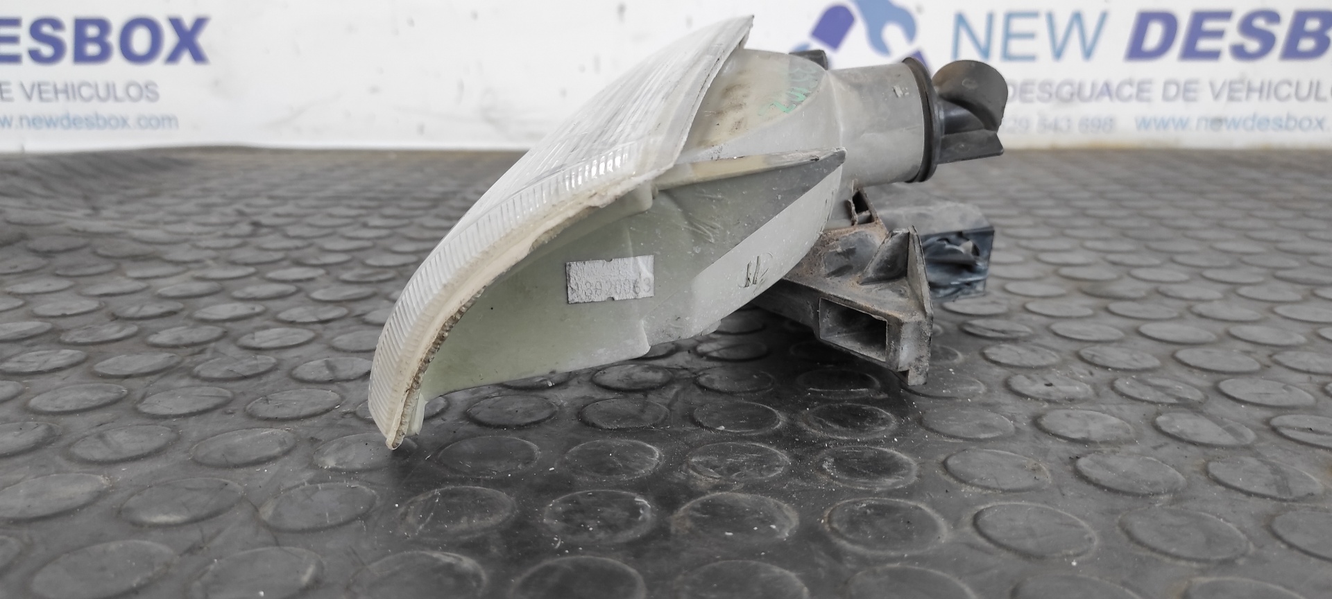 PILOTO DELANTERO IZQUIERDO PEUGEOT 205 BERLINA - vista 7