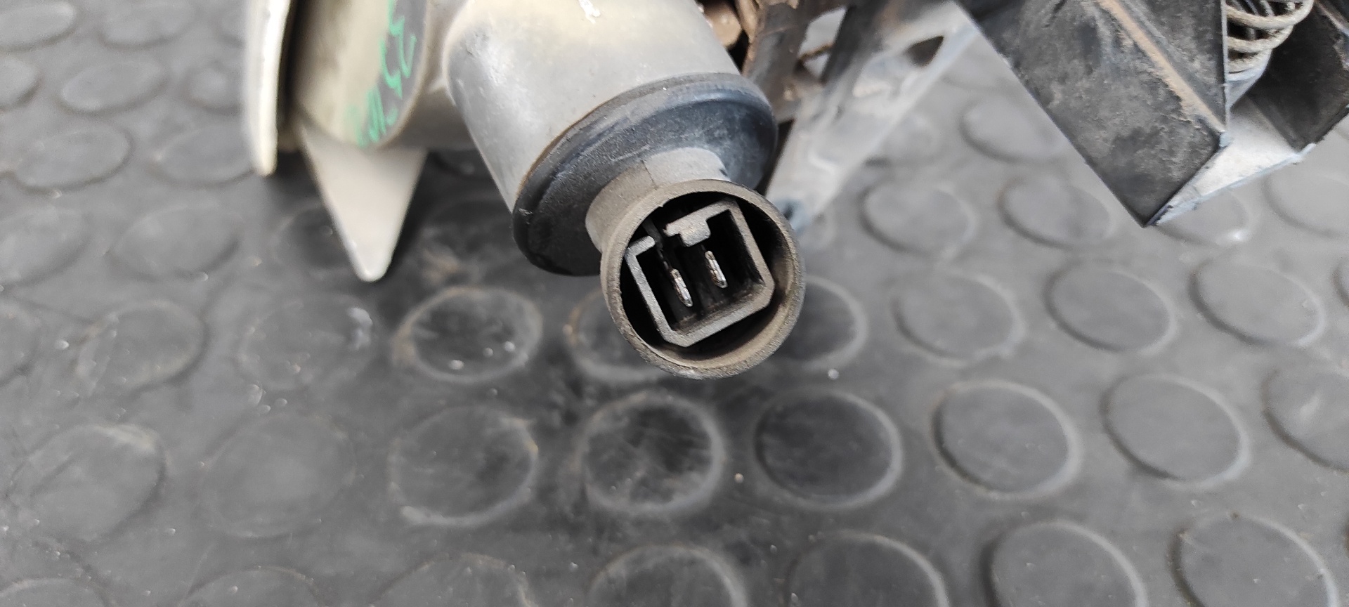 PILOTO DELANTERO IZQUIERDO PEUGEOT 205 BERLINA - vista 6