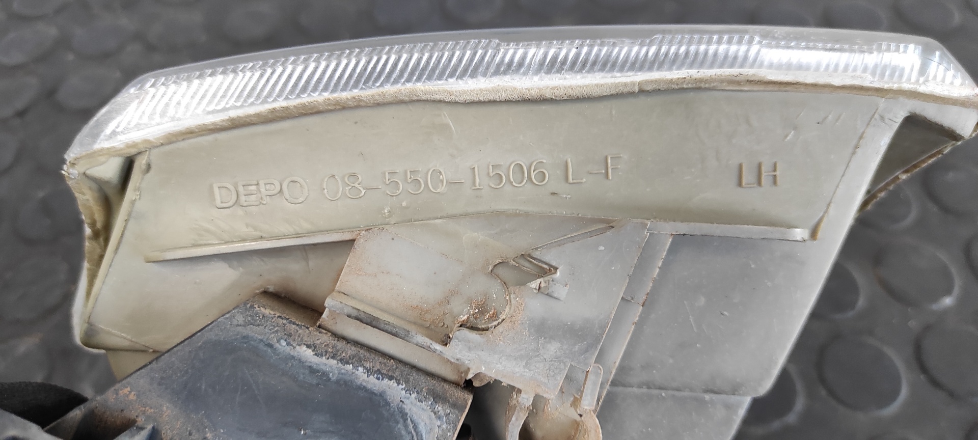 PILOTO DELANTERO IZQUIERDO PEUGEOT 205 BERLINA - vista 2