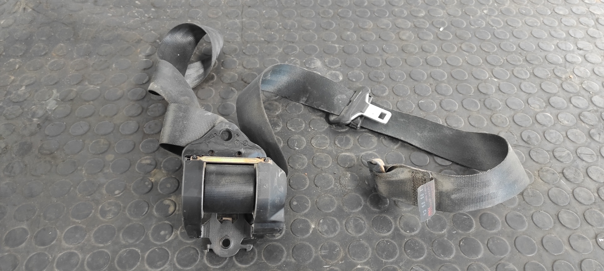 CINTURON TRASERO DERECHO CITROEN C2