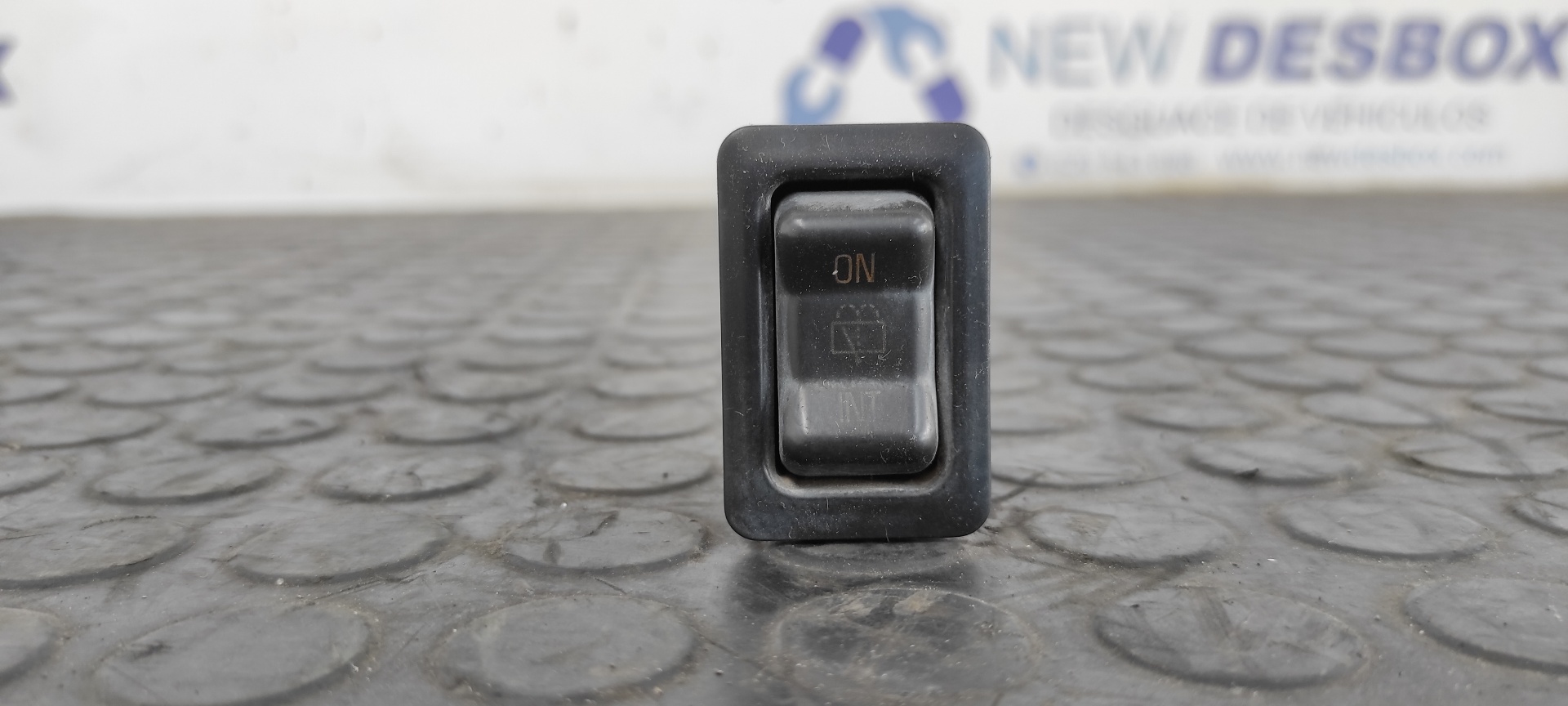 MANDO LIMPIA MITSUBISHI PAJERO