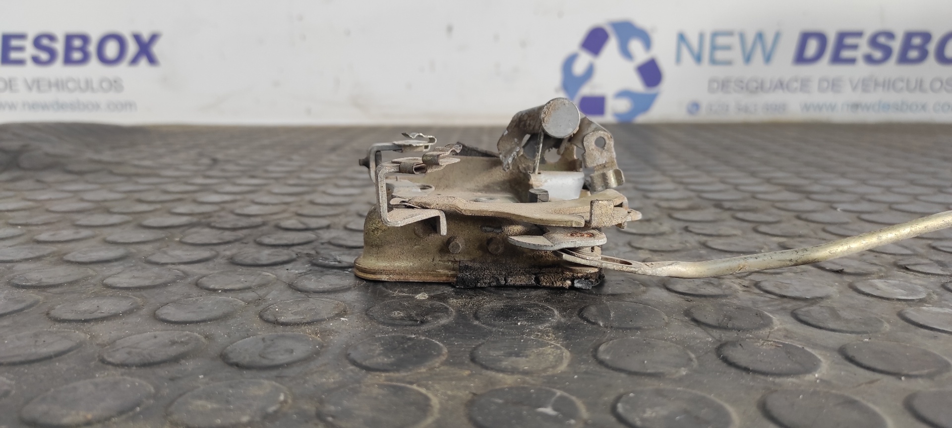 CERRADURA PUERTA DELANTERA IZQUIERDA MITSUBISHI PAJERO