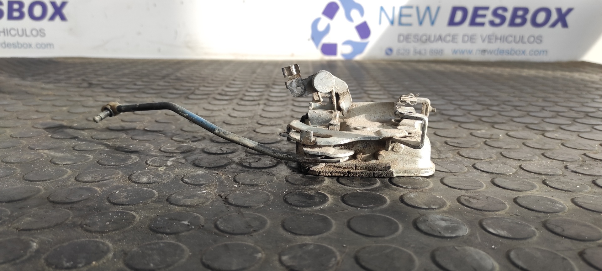 CERRADURA PUERTA DELANTERA DERECHA MITSUBISHI PAJERO