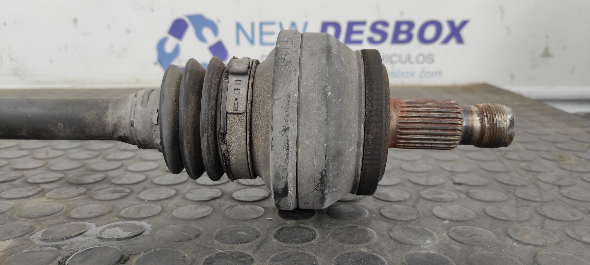 TRANSMISION TRASERA DERECHA MERCEDES-BENZ CLASE C (W204) BERLINA - vista 3