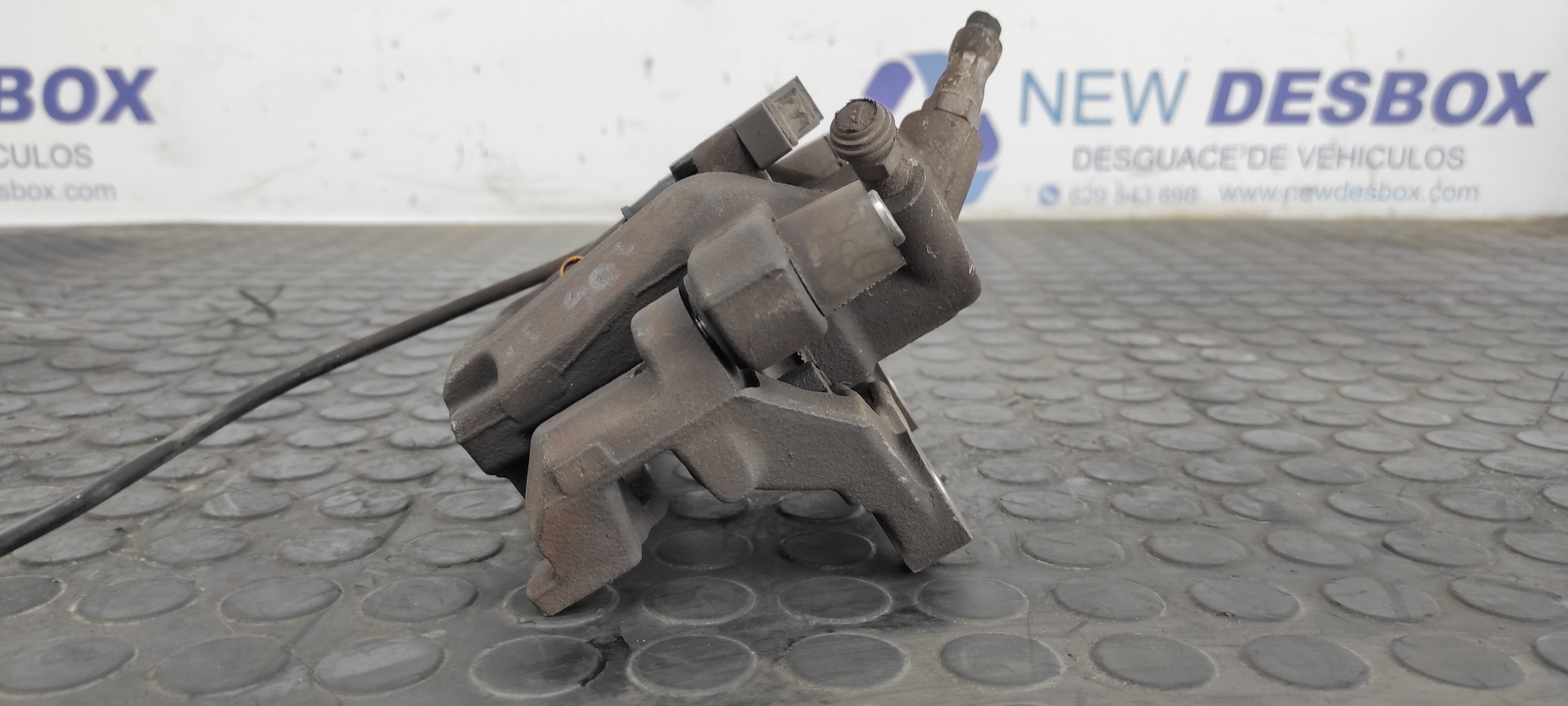 PINZA DE FRENO TRASERA IZQUIERDA MERCEDES-BENZ CLASE C (W204) BERLINA - vista 4