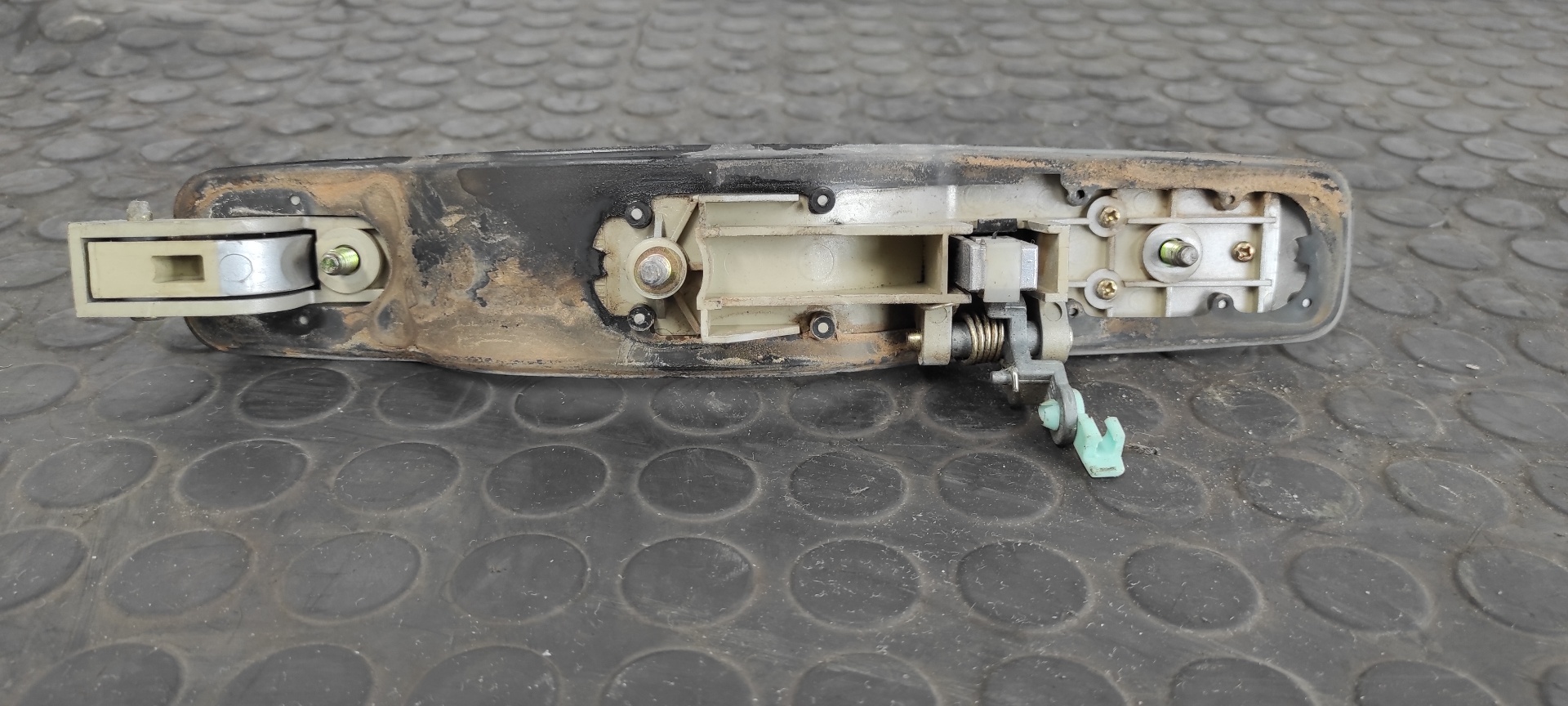 MANETA  TRASERA IZQUIERDA SSANGYONG REXTON - vista 2