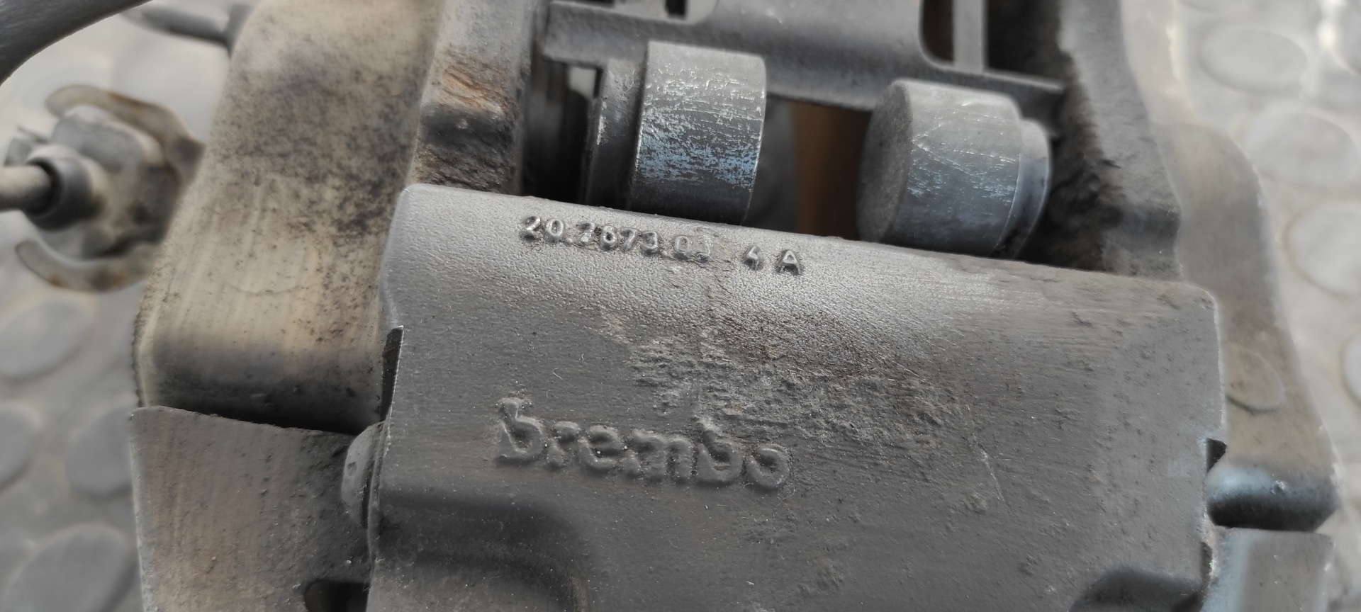 PINZA DE FRENO TRASERA IZQUIERDA AUDI Q7 (4L) - vista 2