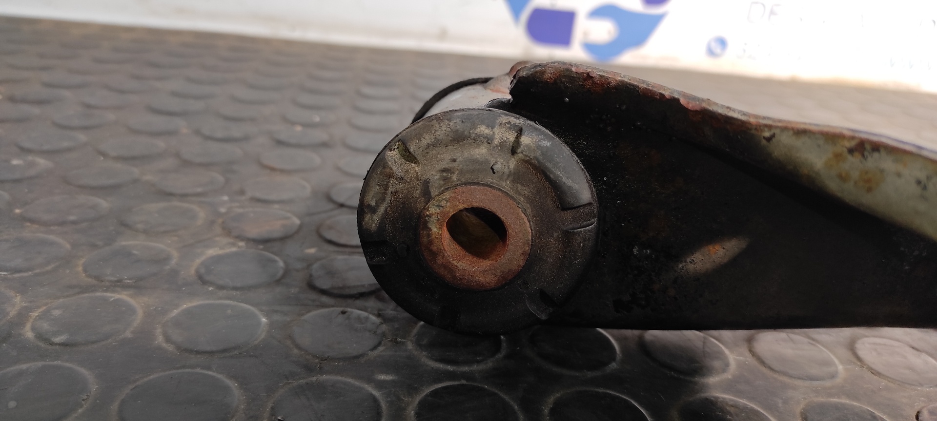 BRAZO DERECHO INFERIOR TRASERO  AUDI Q7 (4L) - vista 6