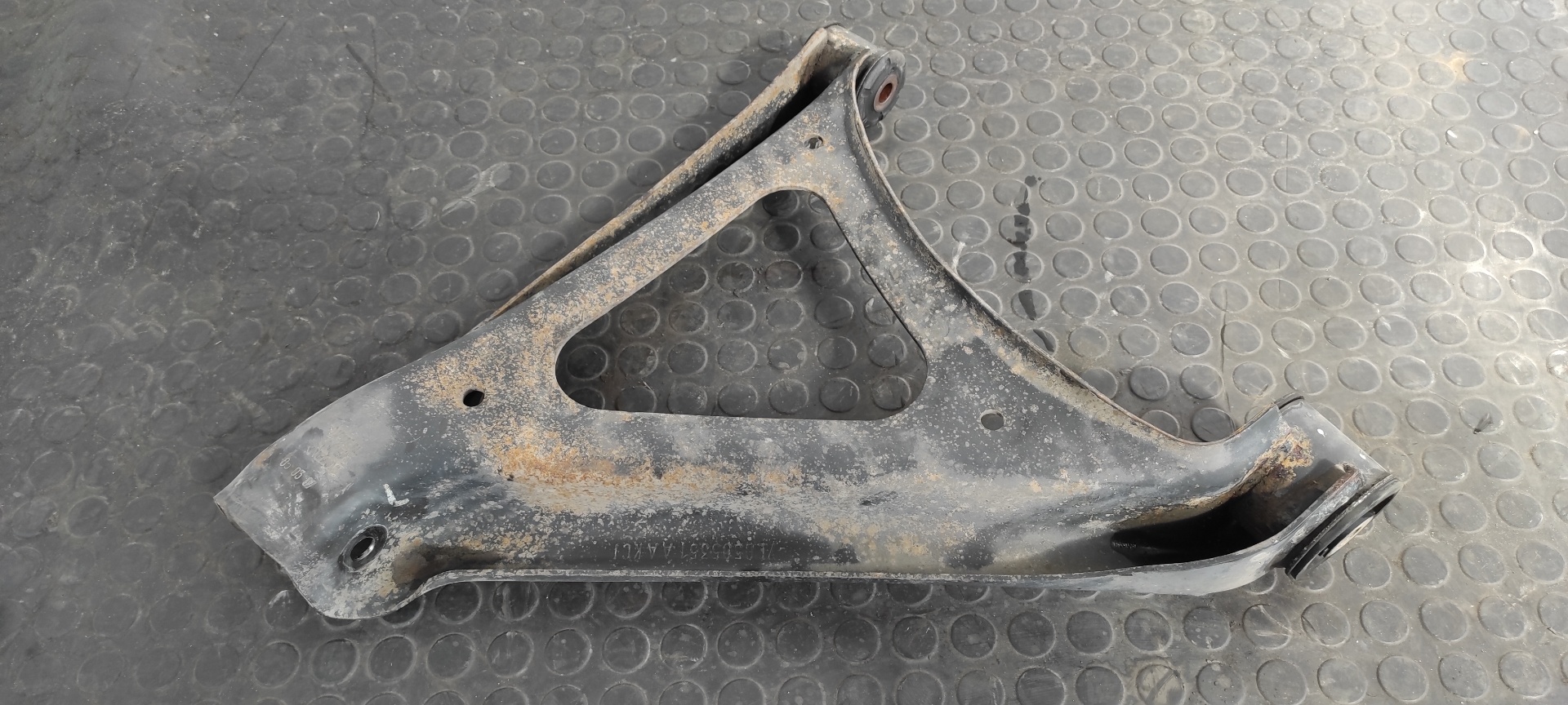 BRAZO IZQUIERDO INFERIOR TRASERO AUDI Q7 (4L)