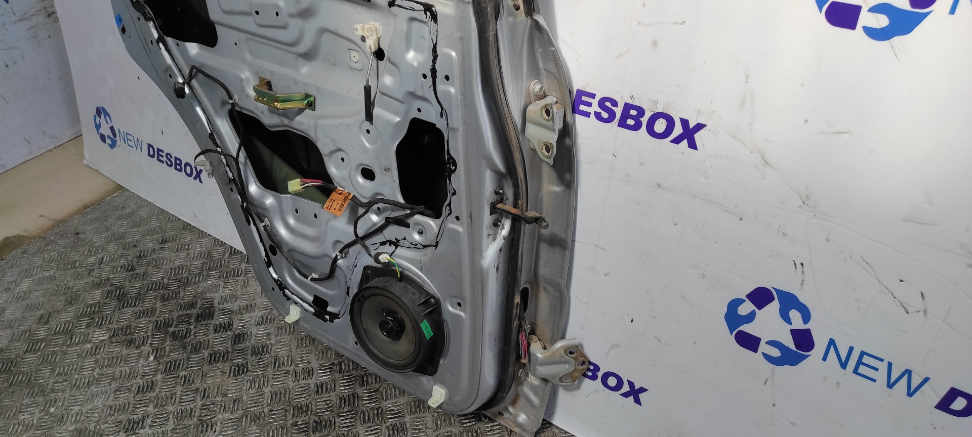 PUERTA TRASERA IZQUIERDA SSANGYONG REXTON - vista 4