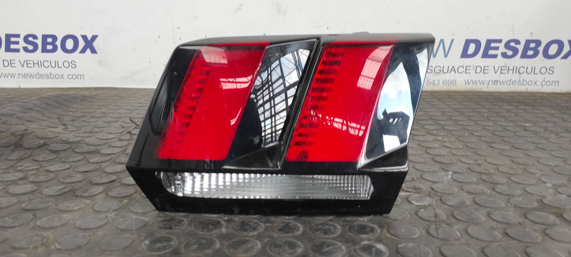 PILOTO PORTON DERECHO PEUGEOT 3008