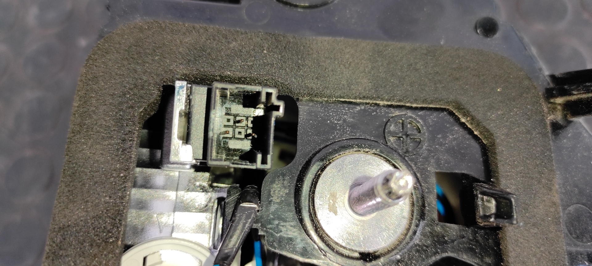 PILOTO PORTON IZQUIERDO PEUGEOT 3008 - vista 2