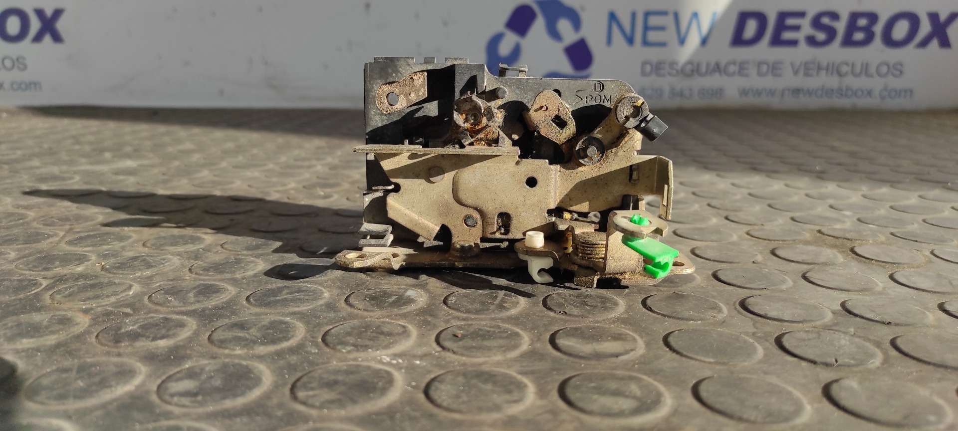 CERRADURA PUERTA DELANTERA DERECHA RENAULT MASTER DOBLE