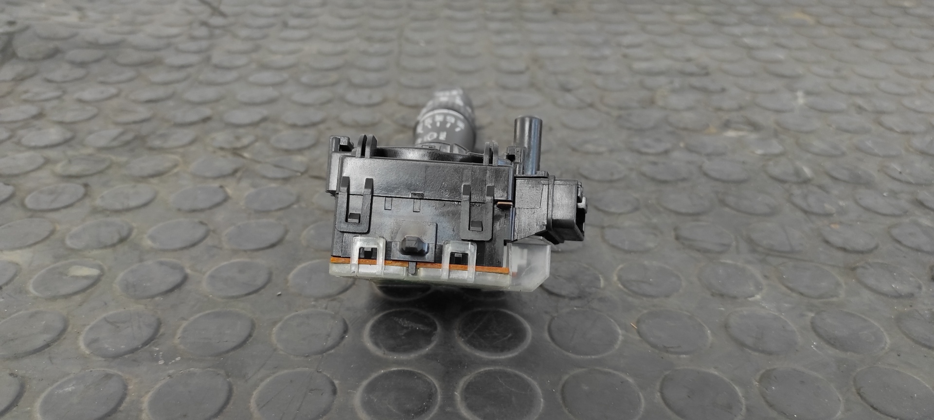 MANDO LIMPIA TOYOTA COROLLA (E12) - vista 4