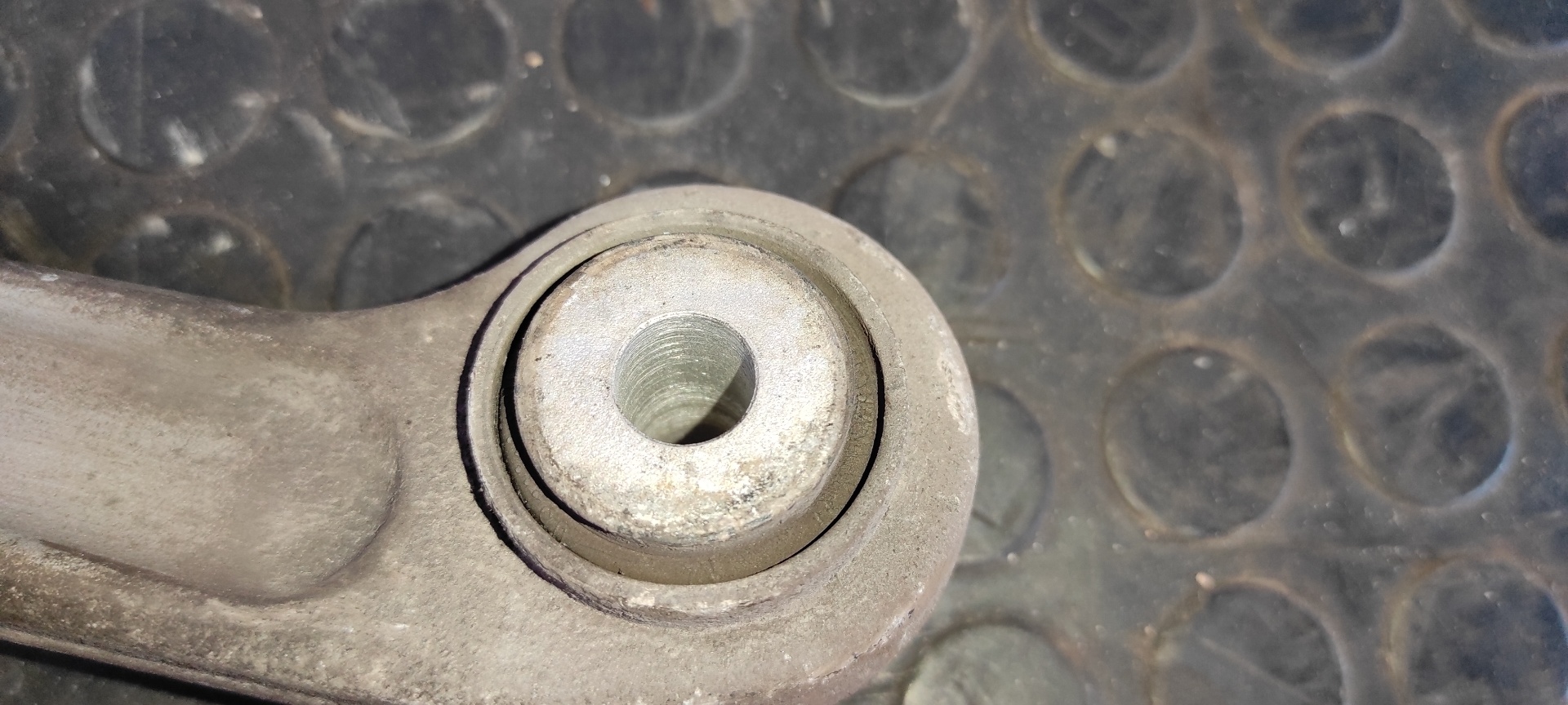 BRAZO IZQUIERDO SUPERIOR TRASERO MERCEDES-BENZ CLASE C (W204) BERLINA - vista 4