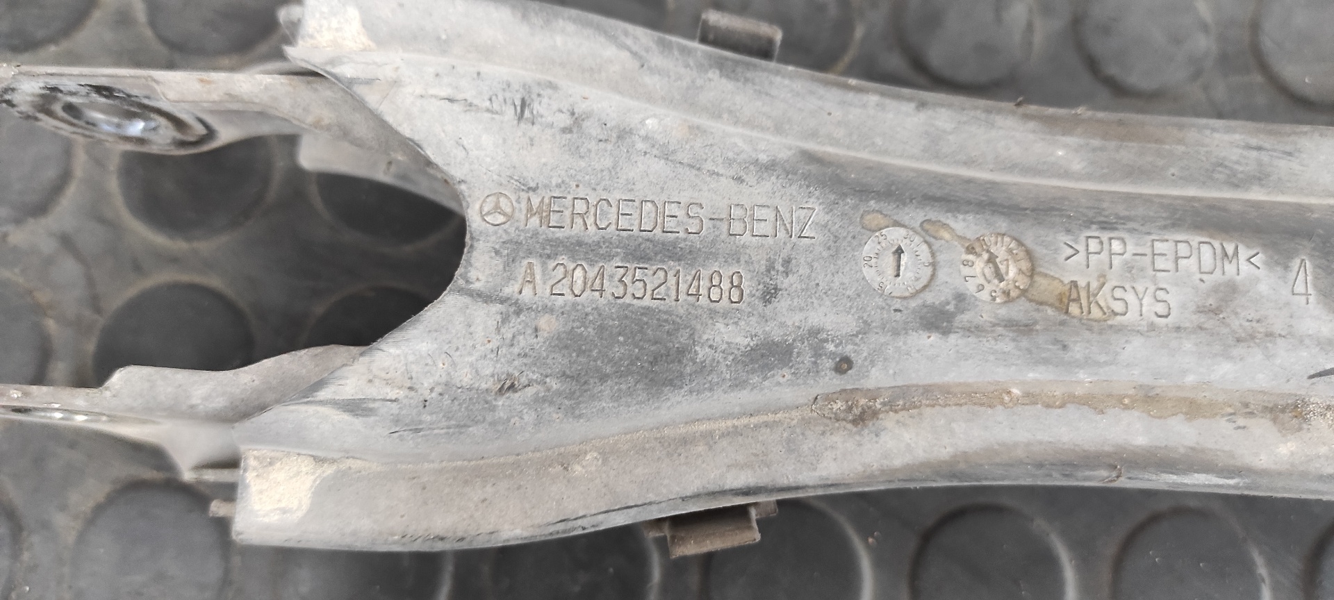 BRAZO IZQUIERDO INFERIOR TRASERO MERCEDES-BENZ CLASE C (W204) BERLINA - vista 4