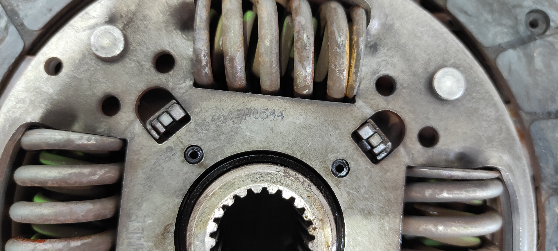 KIT EMBRAGUE RENAULT MASTER BUS - vista 4