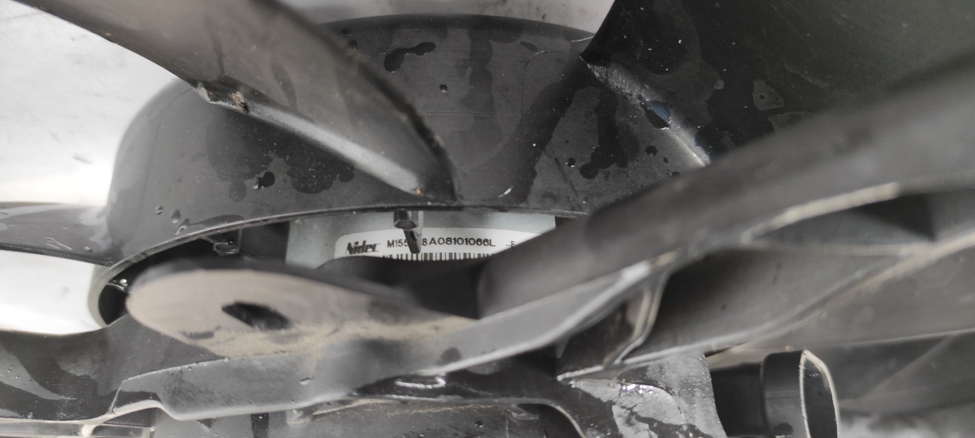 ELECTROVENTILADOR RENAULT MEGANE III BERLINA 5 P - vista 8