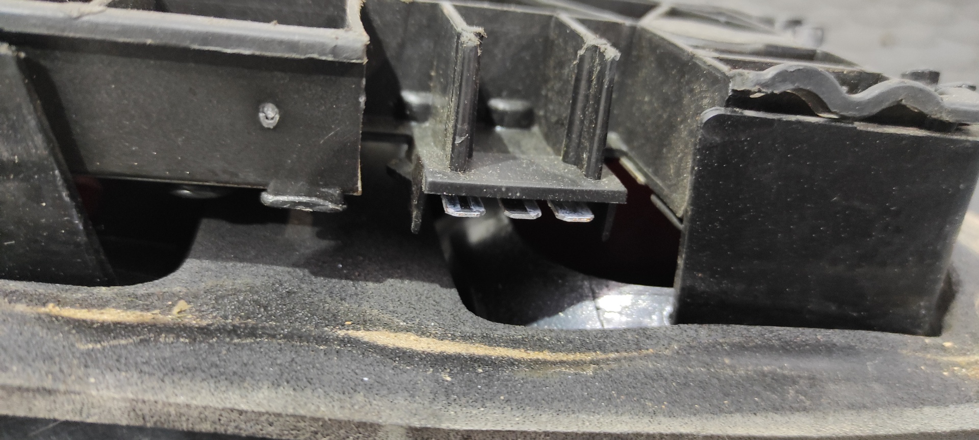 PILOTO TRASERO DERECHO FORD ORION - vista 5