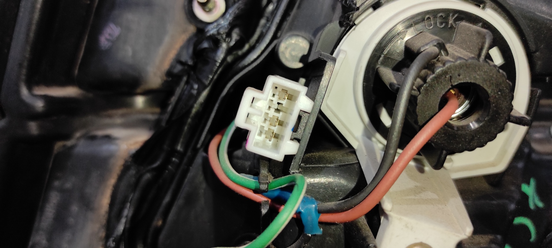 PILOTO PORTON IZQUIERDO NISSAN ALMERA (N15) - vista 5