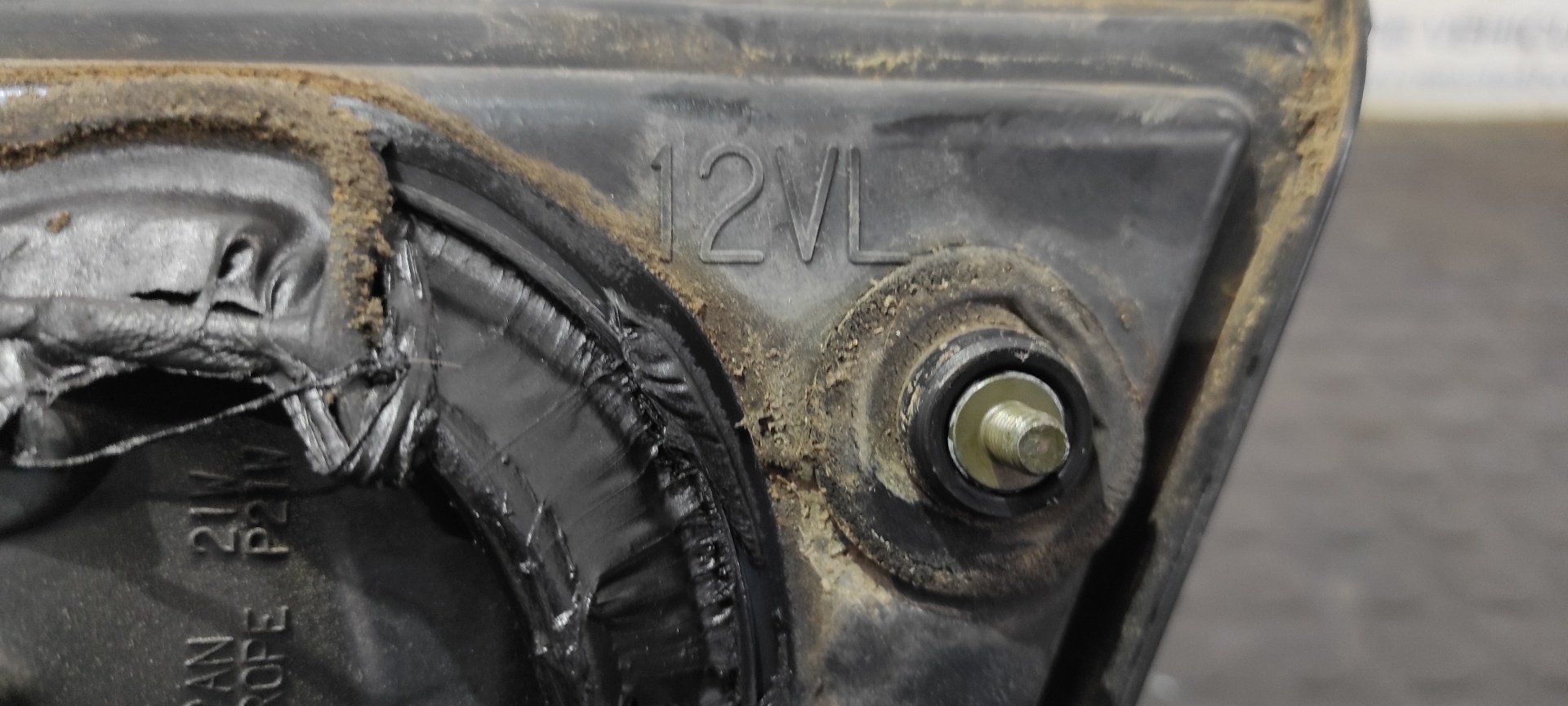 PILOTO PORTON IZQUIERDO NISSAN ALMERA (N15) - vista 2